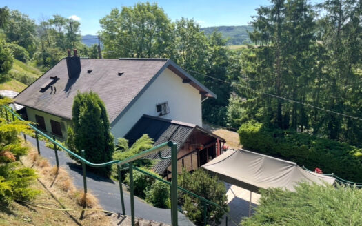 Maison Chaleze 8 pièce(s) 160 m2