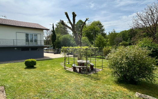 Maison Fontain 5 pièce(s) 105 m²