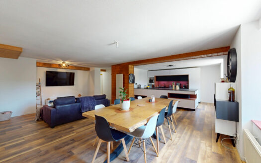 Appartement Vercel Villedieu Le Camp 5 pièce(s) 108 m2