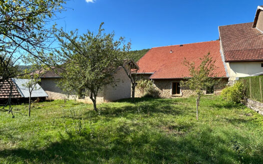 Maison Amagney 7 pièce(s) 145 m2